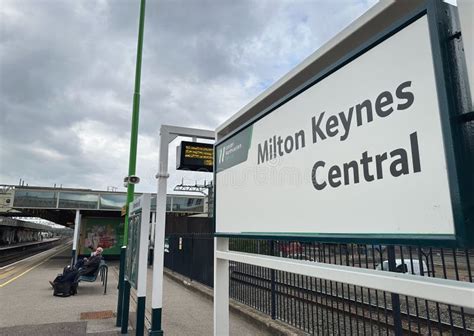 Trains from Lichfield to Milton Keynes Central